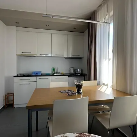 アパート Paradise View *